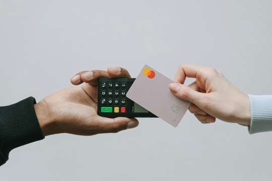 Brandstofpas of zakelijke creditcard - Afbeelding-
